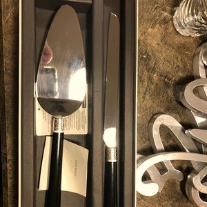 Vera Wang Cake Server set